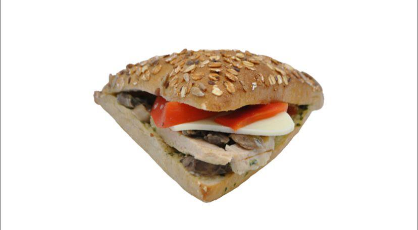 Kavurmalı Kaşarlı Bazlama Sandviç